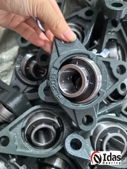 Cast-Iron-Sheel-Chrome-Steel-Pillow-Block-Bearing-Bearing-UCP-Ucf-UCT-Ucph-Ucpa-UC-204-205-206-207-208