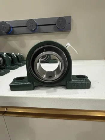 Chrome Steel Bearing Pillow Block Housing UCP 211 Ball Bearing