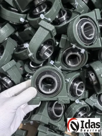 Pillow Block Bearing UC Ucf UCP Ucpa Ucph UCT 205 206 207 208 209 Iron Cast Sheel