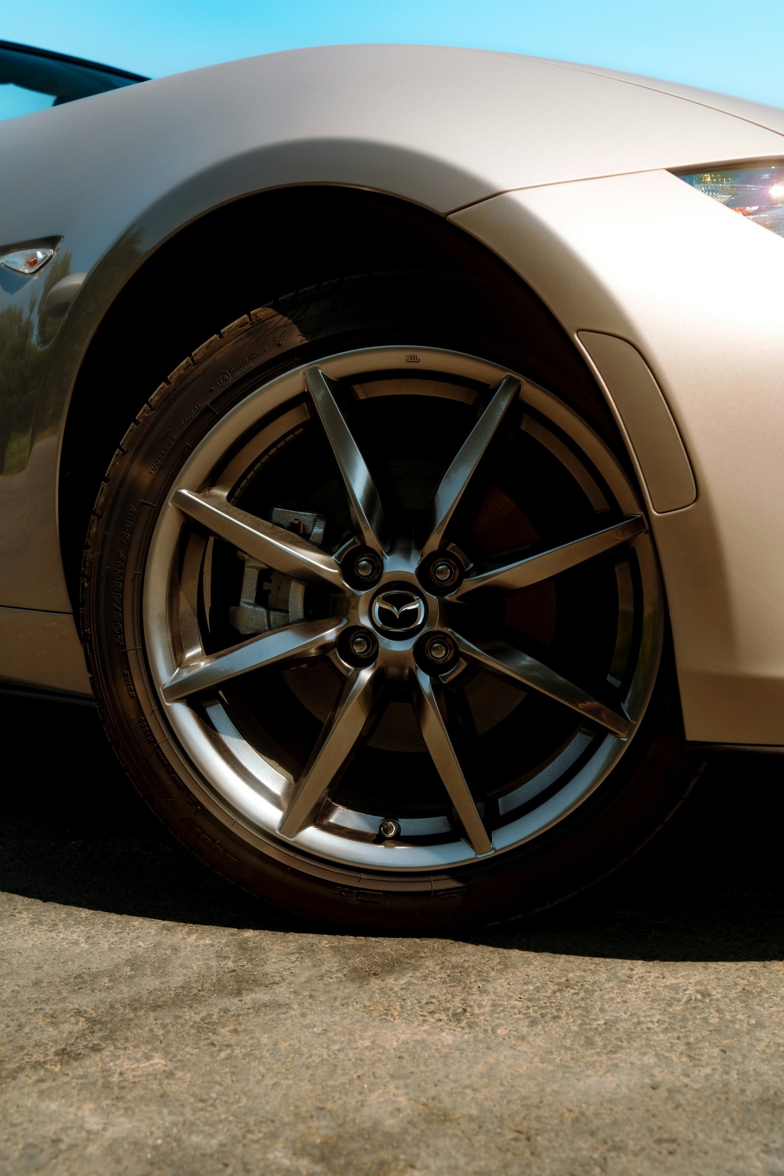 Understanding Koyo Rear Wheel Bearings for Mazda RX-8 R2 at Factory Prices